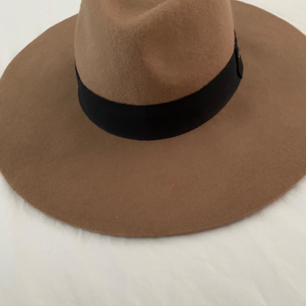 Wool Hat - Picture 3 of 3